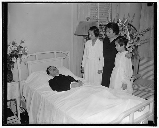 Body of the Japanese ambassador to the United States, Hiroshi Saito who died of tuberculosis on Feb. 26, 1939; standing next to him are (l-r) his daughter Sakiko, wife Miyoko and daughter Makako