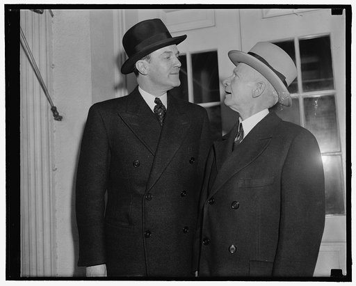 New Finnish Minister credentials. Washington, D.C., March 22. The new Finish Minister Hjalmar Procope, left, who presented his credentials to President Roosevelt today, is pictured leaving the White House with George Summerlin, Chief of Division of Protocol, State Department. 3-22-39