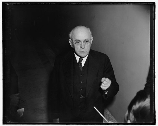 Senator from Alabama. Washington, D.C., April 8. A new informal picture of Senator John H. Bankhead, 2nd democrat of Alabama. 4- 8-[39