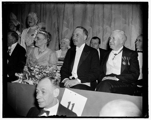 Principals at Bal Boheme. Washington, D.C., April 10. Principal guests at the Bal Boheme tonight were Mrs. Frank Steele, the French Ambassador, Count De Saint-Quentin and Frank Steele, President of the Arts Club which sponsored the costume ball. The theme of the affair was Paris in the spring, 4-10-