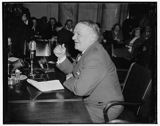 Former NRW administrator urges independent course for United States abroad. Washington, D.C., April 24. Appearing as a witness before the Senate Foreign Relations Committee today, Gen. Hugh S. Johnson, former NRA administrator and now a newspaper columnist, urged an independent course for the U.S. a