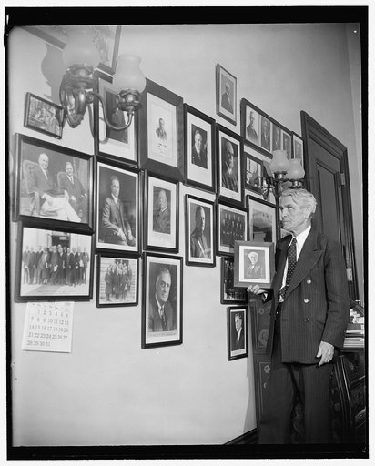 Veteran Kansas Senator collects autographed photographs of notables. Washington, D.C., May 31. 74 year old Senator Arthur Capper, publisher and Senator for 21 years, has a collection of rare autographs of noted people which he has brought together over a period of several years. Pictures in frames a