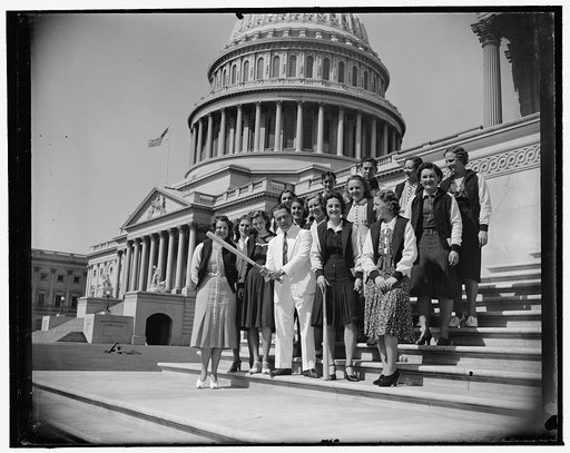 ...] Brewers Girls softball team, New Orleans, La. & Sen. Ellender