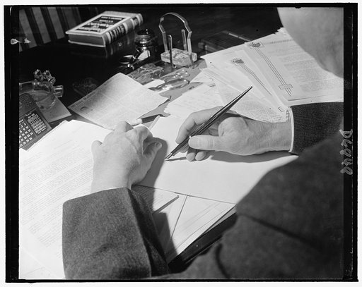 Hands of Sen. Taft