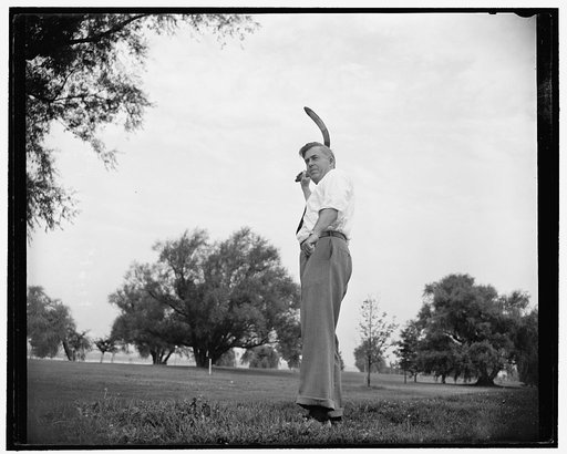 Boomerang throwing is hobby of Secretary of Agriculture. Washington, D.C., July 13. Favorite exercise and hobby of Secretary of Agriculture Henry A. Wallace is boomerang throwing. He practices daily with a number of his cronies in Potomac Park and has become quite adept in the handling of the weapon