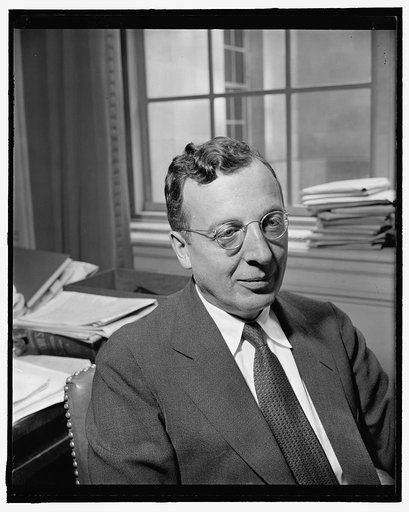 Washington, D.C., July 20. A new informal picture of Max Lowenthal, counsel to the Senate interstate commerce sub-committee 'which' is investigating railroads, 7/20/39