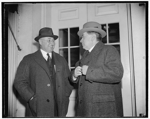 Former president of Chile visits president. Washington, D.C., Nov. 1. Arturo Alessandri, right, former president Chile, leaving the White House today after a call on President Roosevelt with Alfonso Grez, former Chilean Consul General in New York City