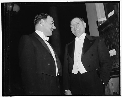 Annual Gridiron dinner. Washington, D.C., Dec. 9. Presidential timber, Thomas E. Dewey and his Campaign Manager, Russell Sprague, as they attended the annual Gridiron dinner in honor of the President