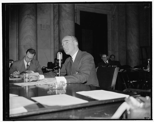 Before Monopoly Committee. Washington, D.C., Dec. 13. George Leib, Vice President of Blyth & Co., was questioned by the National Monopoly Committee today regarding the underwriting of $45,000,000 worth of bonds issued in 1935 by the Pacific Gas and Electric Co.