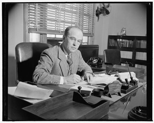 Named Governor of Farm Credit Administration. Washington, D.C., Dec. 21. Dr. A.G. Black, Head of the U.S. Department of Agriculture's Marketing and Regulatory Work, has been named by President Roosevelt to be Governor of the Farm Administration. He succeeds F.F. Hill, who resigned because of differe