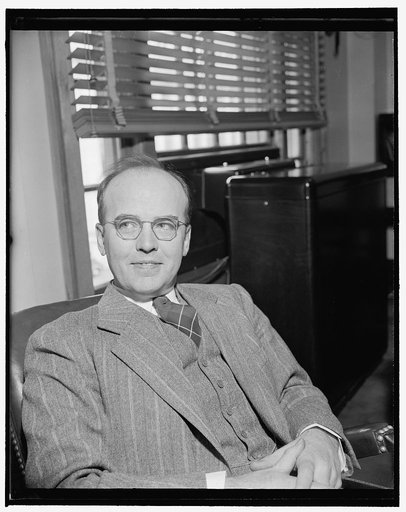 New Head of Farm Credit Administration. Washington, D.C., Dec. 21. President Roosevelt today appointed Dr. A.G. Black as Governor of the Farm Credit Administration to succeed F.F. Hill, resigned. Black, above, has been serving as Chief of the Department of Agriculture's Marketing and Regulatory Work