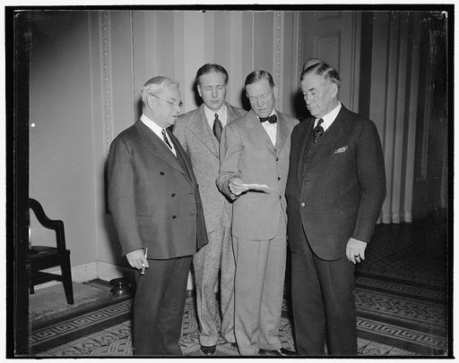 Charles McNary, 2nd from right