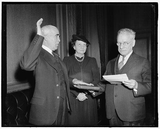 Wage and Hour Administrator takes oath. Washington, D.C., March 4. Col. Philip Flemming, here-to-fore loaned out by the army by executive order to administer the Wage & Hour law, today was sworn in as administrator. The ceremony took place in the presence of the Secretary of Labor, Frances Perkins, 