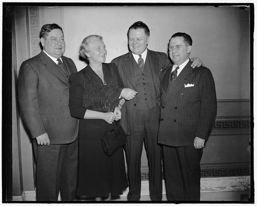 Two new Republican members of House from Ohio take seats. Washington, D.C., March 5. Recently victorious in their race for membership in the lower house of Congress, Mrs. Frances Payne Bolton, Cleveland, and J. Harry McGregor, West Lafayette, were sworn in and took their seats today. They are pictur