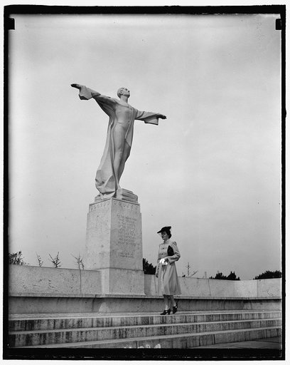 Mrs. Lister Hill [Titanic Memorial, Washington, D.C.