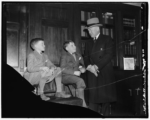 Harry Woodring and children