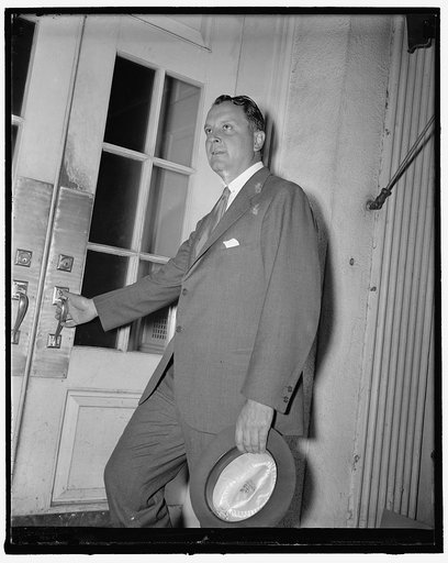 President of Pan American Airways sees president. Washington, D.C., June 14. Following a conference with President Roosevelt, Juan Trippe, President of Pan American Airways, told reporters that his company is prepared to start Transpacific Air Service as soon as PMG Farely fixes a date for a first a