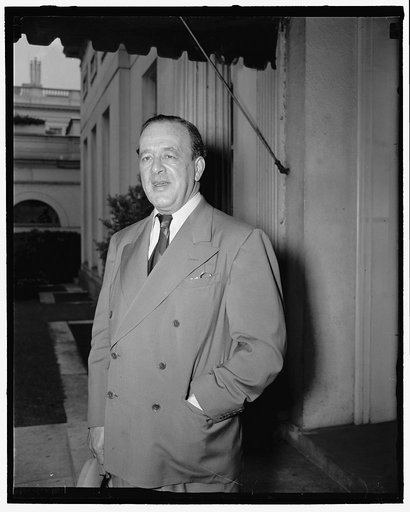 White House caller. Washington, D.C., June 28. Emil Ludwig, President Roosevelt's biographer, was a White House caller today