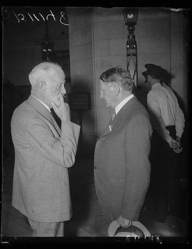 Wm. T. Durand, Asst. Chairman of the World Power Conference with E.T. Scattergood Gen. Manager of the Bureau of the Power and [à] Los Angeles