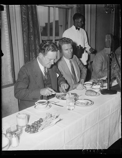 G.O.P. Sept. 10. John Hamilton, Chairman of the Republican National Committee was a luncheon guest at the Press Club in Washington where he addressed the members of the press today. Photo shows left to right: John Hamilton and George Simpson, President of the National Press Club