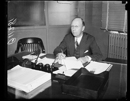 Member of New Maritime Commission, Washington, D.C. Sept. 24. George Landick, Jr., Chief of the Planning Section of the Procurement Division of the Treasury Department, has been named a member of the New Maritime Commission by Preesident Roosevelt. He was born in Indiana but makes his home in Kensin