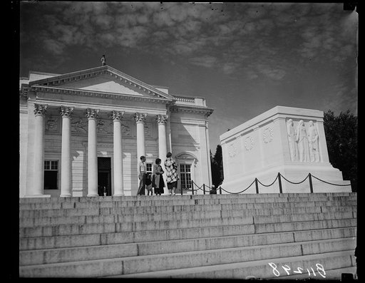 Unknown Soldier tomb
