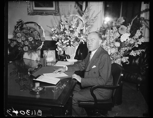 Sec. of War Woodring