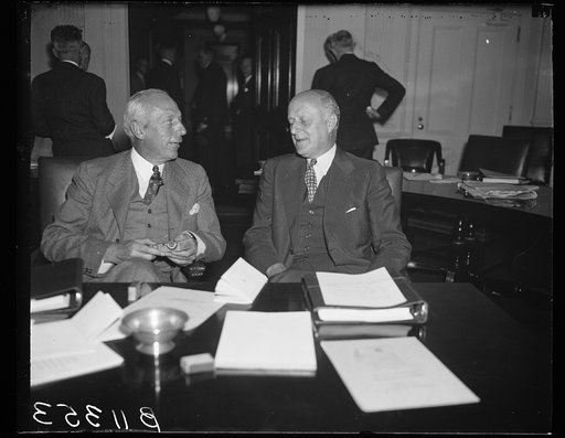 Employment increased by 7,000,000, Washington, D.C. Oct. 3. John W. O'Leary, chairman of a special committee on employment of the United States Chamber of Commerce, reported to the directors of the chamber, now meeting in Washington today, that employment of worker in industry and private business h