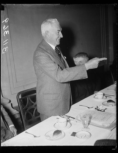 Fletcher talks to GOP. Washington, D.C. Oct. 6. Henry P. Fletcher, former chairman of the Republican National Committee, speaking at a luncheon today in Washington sponsored jointly by the Landon-Know Campaign Club and the District Republican State Committee