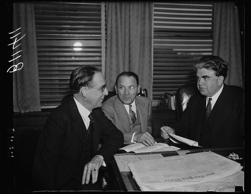 Hitch in peace meeting netween C.I.O. and A.F. of L. Washington, D.C. Oct. 14. The contemplated peace meeting between the Committe on Industrial Organization and the American Federation of Labor hit a snag today as John L. Lewis, chairman of the C.I.O., announced that he refuses to consider any peac