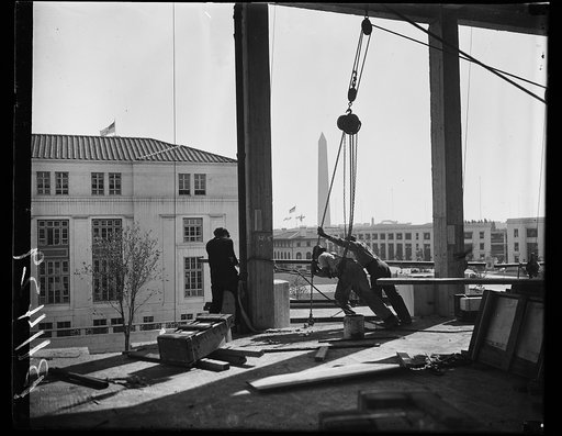 Construction on new Federal Reserve building