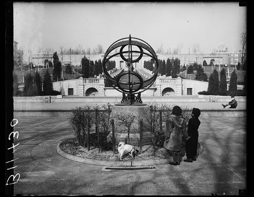 Sun dial at Meridian Park, 16th St. [Washington, D.C.