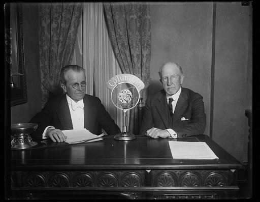 Italy's Ambassador to U.S. [...] his country's position in the five-power [...]. In our address over the Columbia Broadcasting Station from [...] in Washington February 11 [...] Martine, Italian Ambassador, declared his country's position is the five-power naval conference in London as one of [...] 