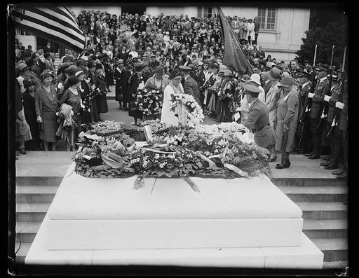 Tomb of Unknown Soldier, Arlington National Cemetery, Arlington, Virginia