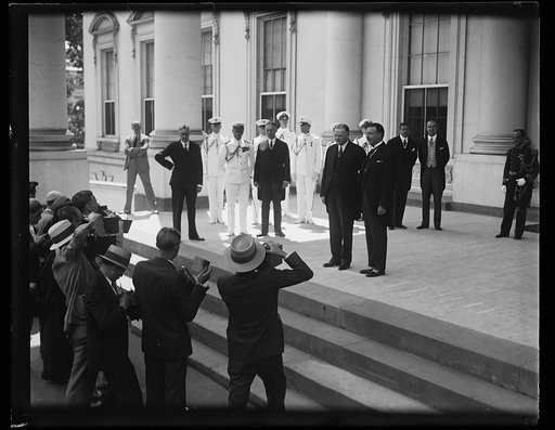 Herbert Hoover and unidentified at White House, Washington, D.C.