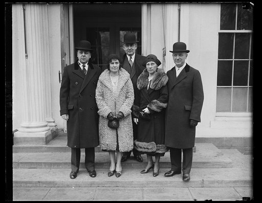 Mich. Gov. and Atty. Gen. of Michigan received by Pres. Hoover. L to r: Gov. Brucker, Mrs. Brucker, Sen. Vandenberg, Mrs. Paul Vorhees, and Atty. Gen. Paul Vorhees [White House, Washington, D.C.