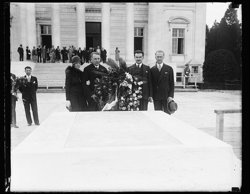 Tomb of the Unknown Soldier, Arlington National Cemetery, Arlington, Virginia