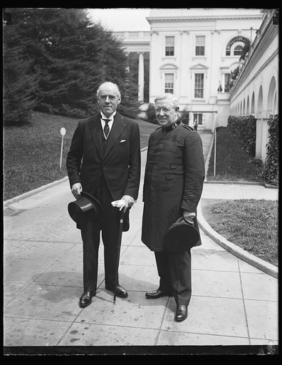 Men at White House, Washington, D.C.