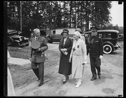 Lou Hoover, center, with American Red Cross