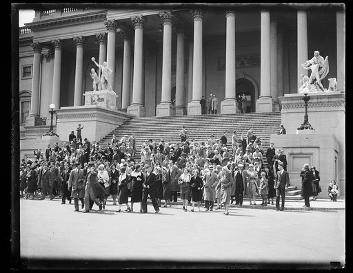 Crowd, U.S. Capitol steps, Washington, D.C.