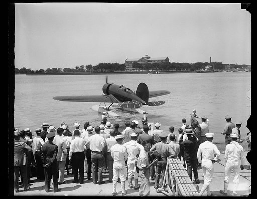Aircraft on Potomac River
