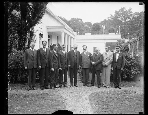 Herbert Hoover and group outside White House, Washington, D.C.