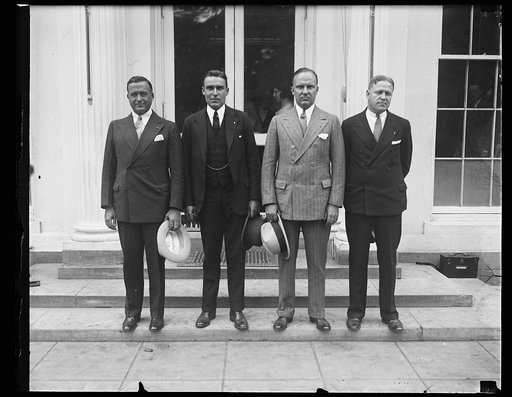 Visitors at White House, Washington, D.C.