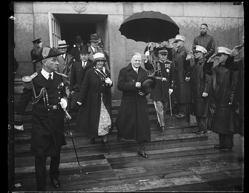 Lou Hoover and Herbert Hoover