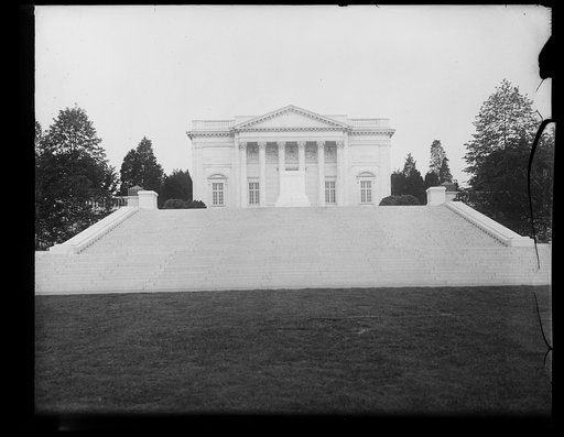 Tomb of Unknown Soldier, Arlington National Cemetery, Arlington, Virginia