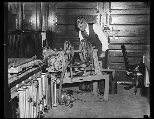 Bureau of Standards carpet-wear testing rig