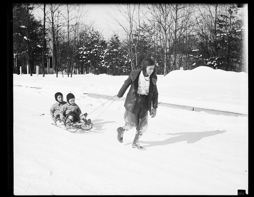 Children in snow