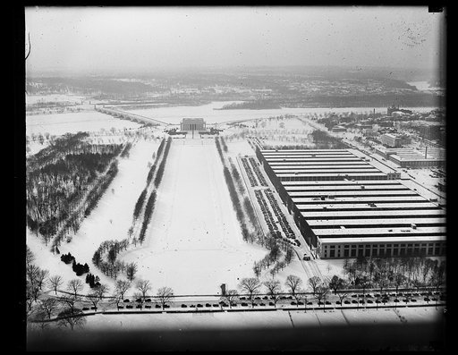 Aerial view of Lincoln Memorial in snow, Washington, D.C.