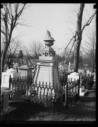 Tomb of Elbridge Gerry