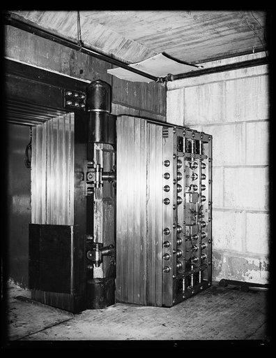 Vault
